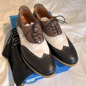 John Fluevog - Gardian Angel Brogue - Andrew